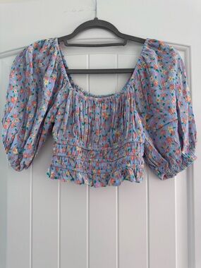 Billabong Light Blue Floral Puff-Sleeve Smocked Crop Top